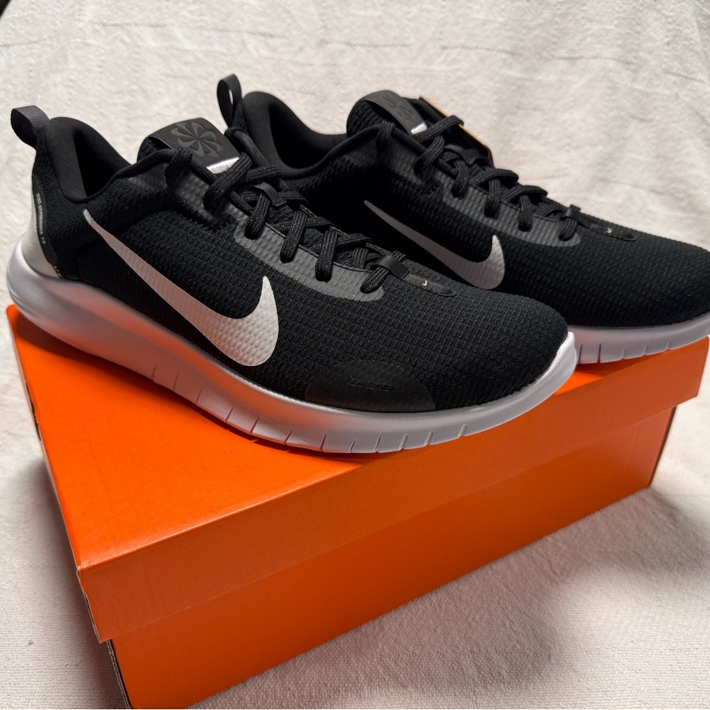 Nike Flex Experience RN 12